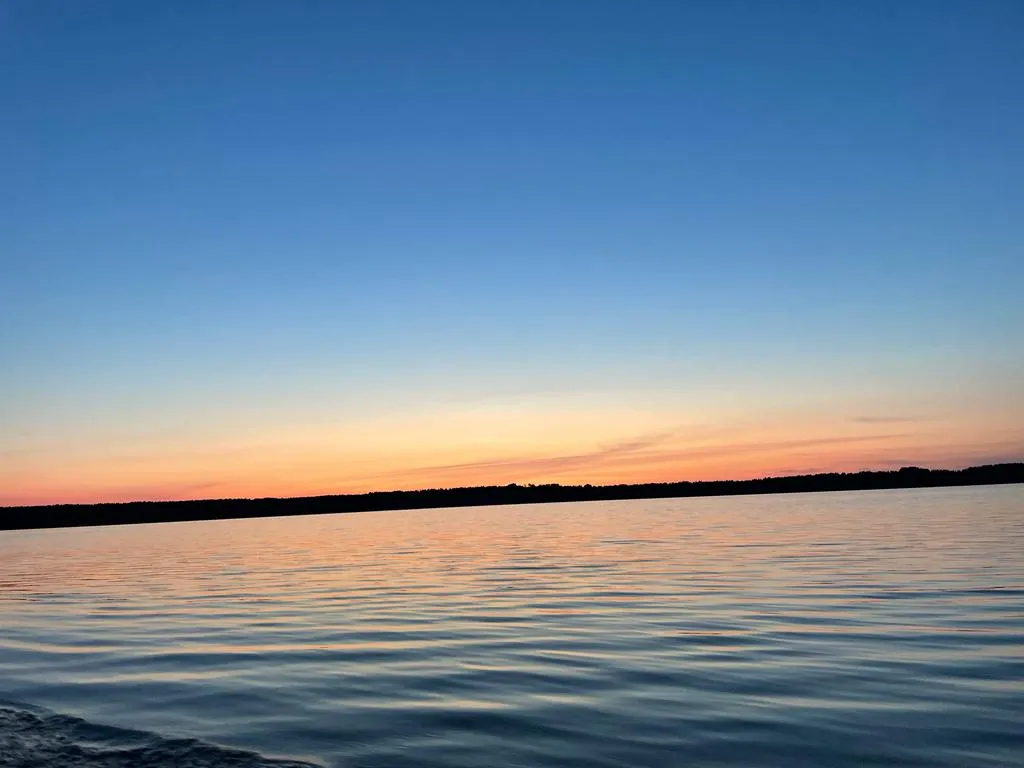 Коттедж на берегу озера