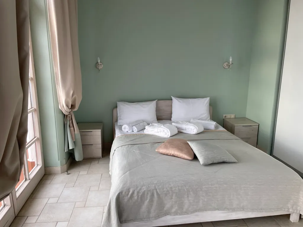 Вилла Диана апартаменты на первой линии моря