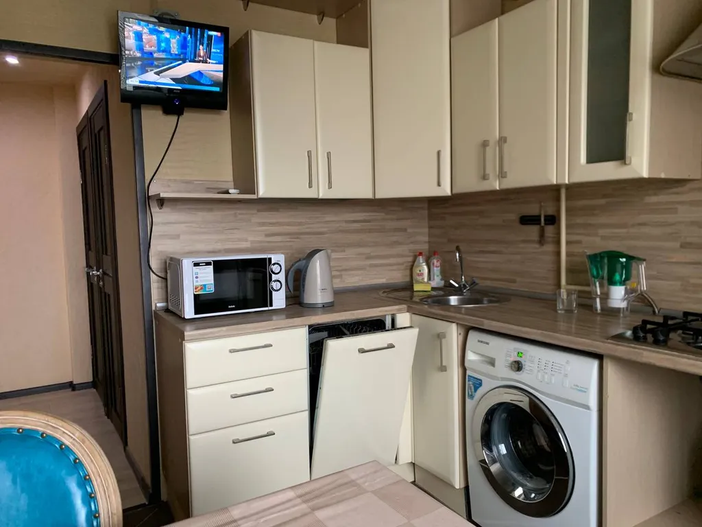 Комфортная квартира рядом с МРНЦ