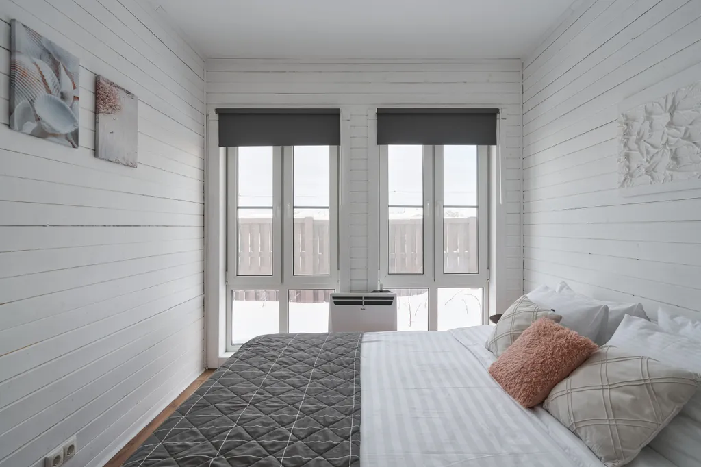 Коттедж Большой семейный дом с панорамными окнами у леса и озера — Семеновское