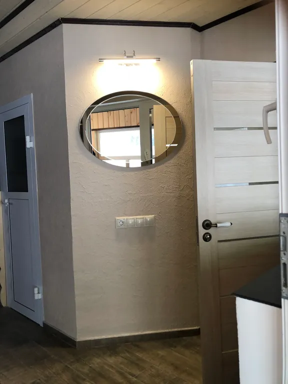 Банный домик на пруду