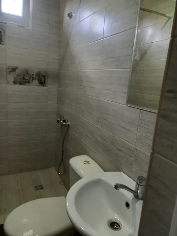 Номер со всеми удобствами в коттеджном домике