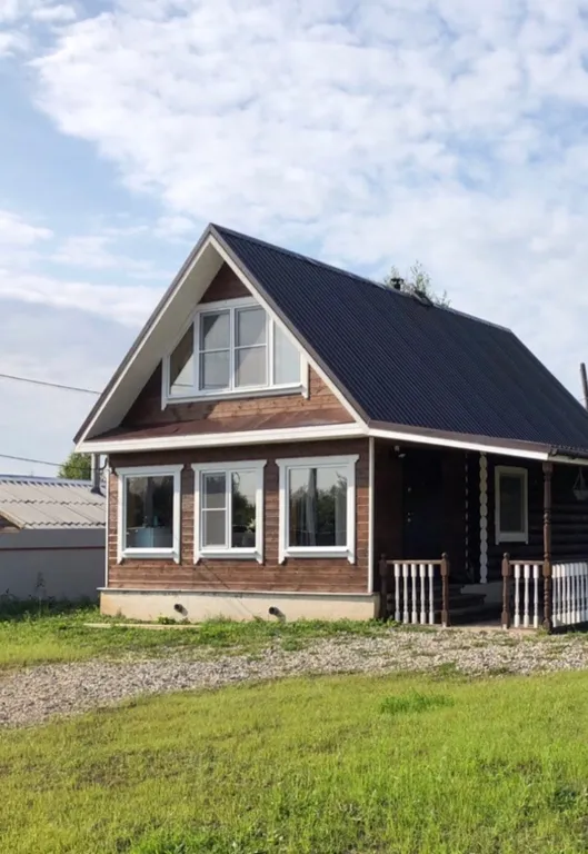 Коттедж Семейный дом с баней у озера — аренда посуточно в Кириллов