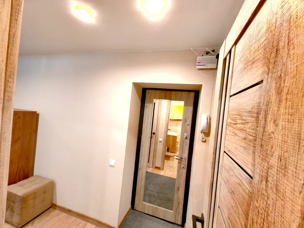 Юность на пяти углах