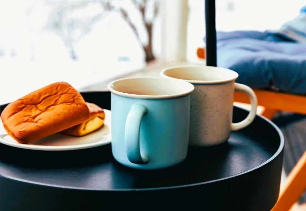 Журавлиный домик на берегу речки