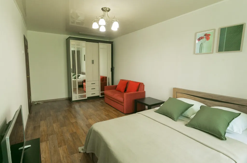 Good Night на Косарева 25