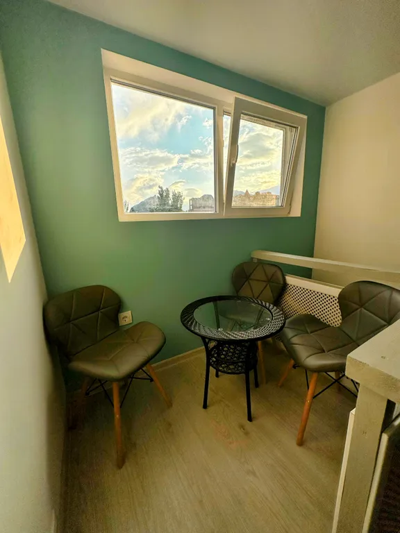 Прекрасная квартира в дуплексе с видом на крепость и море