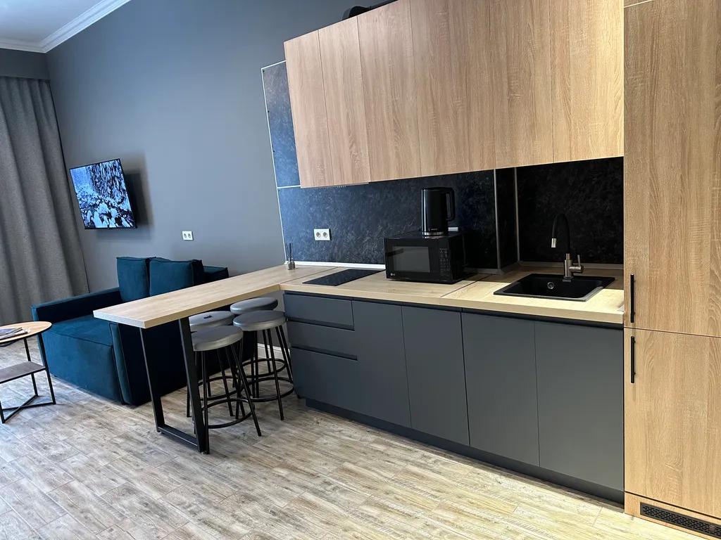 Уютные апартаменты с дизайнерским ремонтом