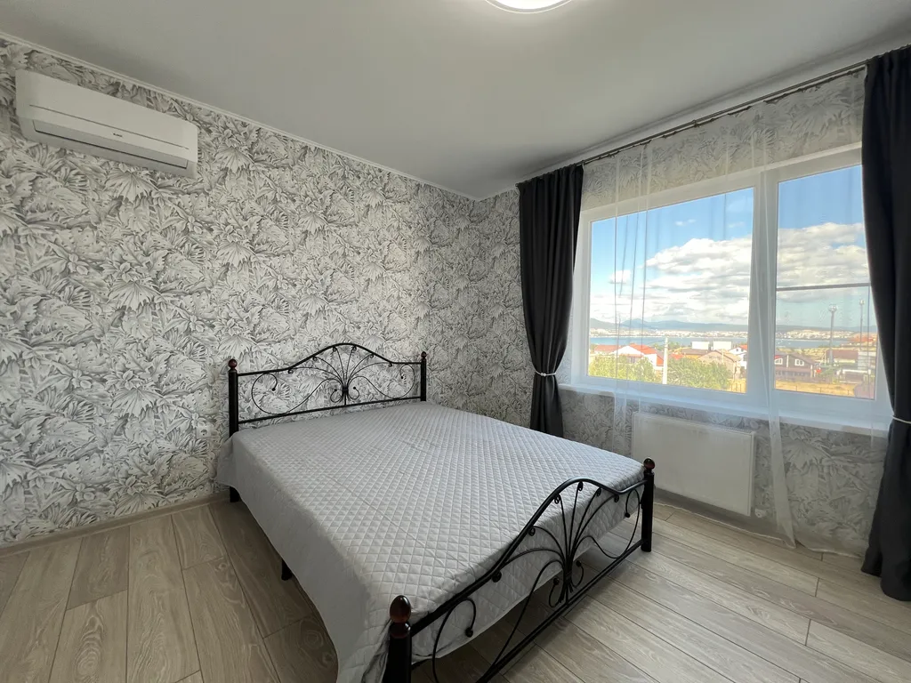 Прекрасный новый дом со всеми удобствами