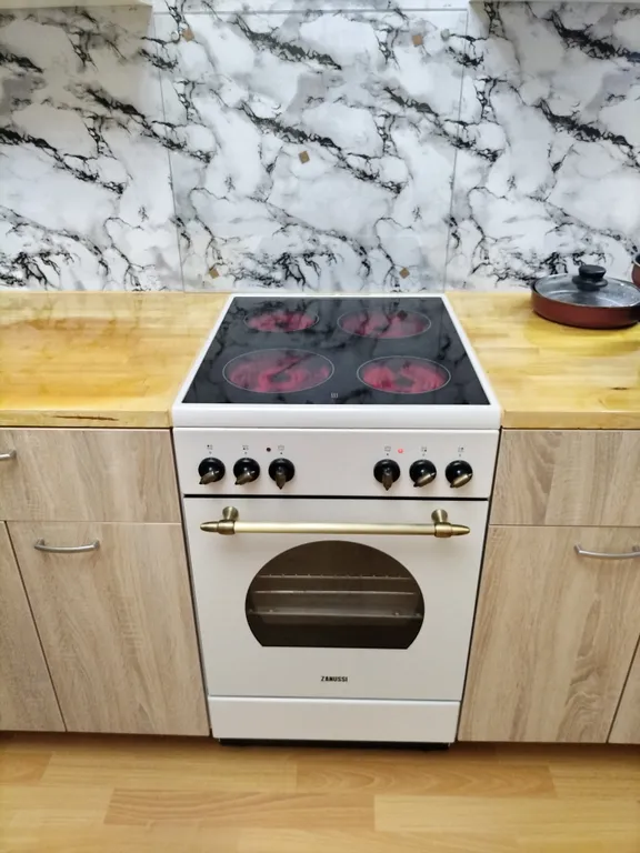 2-комнатная квартира только после ремонта в 20 мин. Пешком от метро