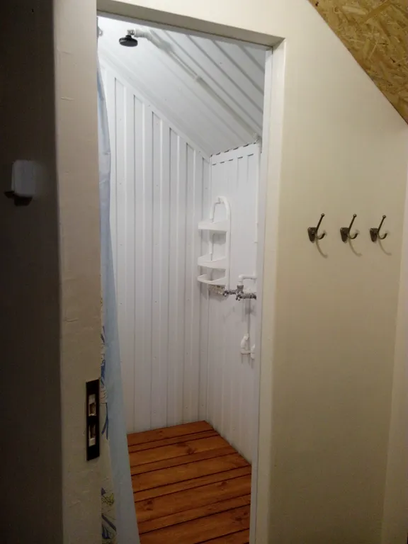 Уютный номер с большим свободным пространством до восьми человек