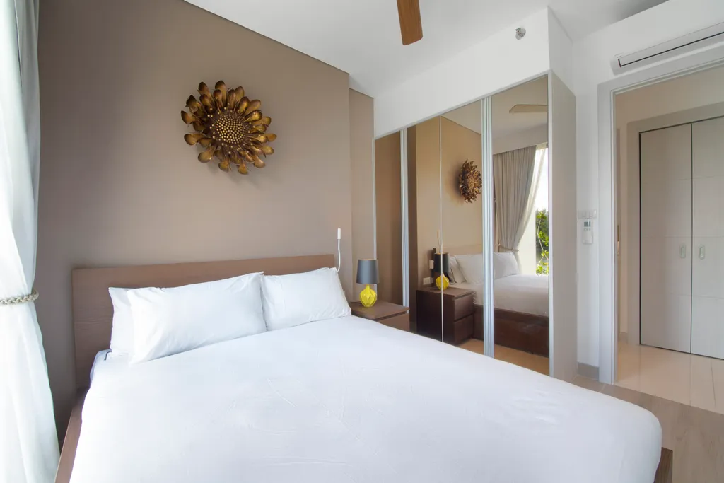 Три спальни с видом на море и озеро