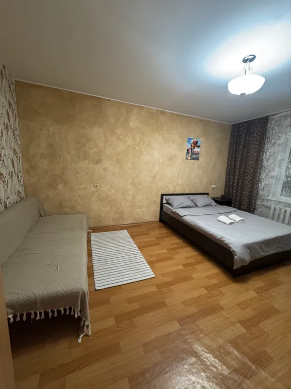 Уютная квартира на 10 лет октября