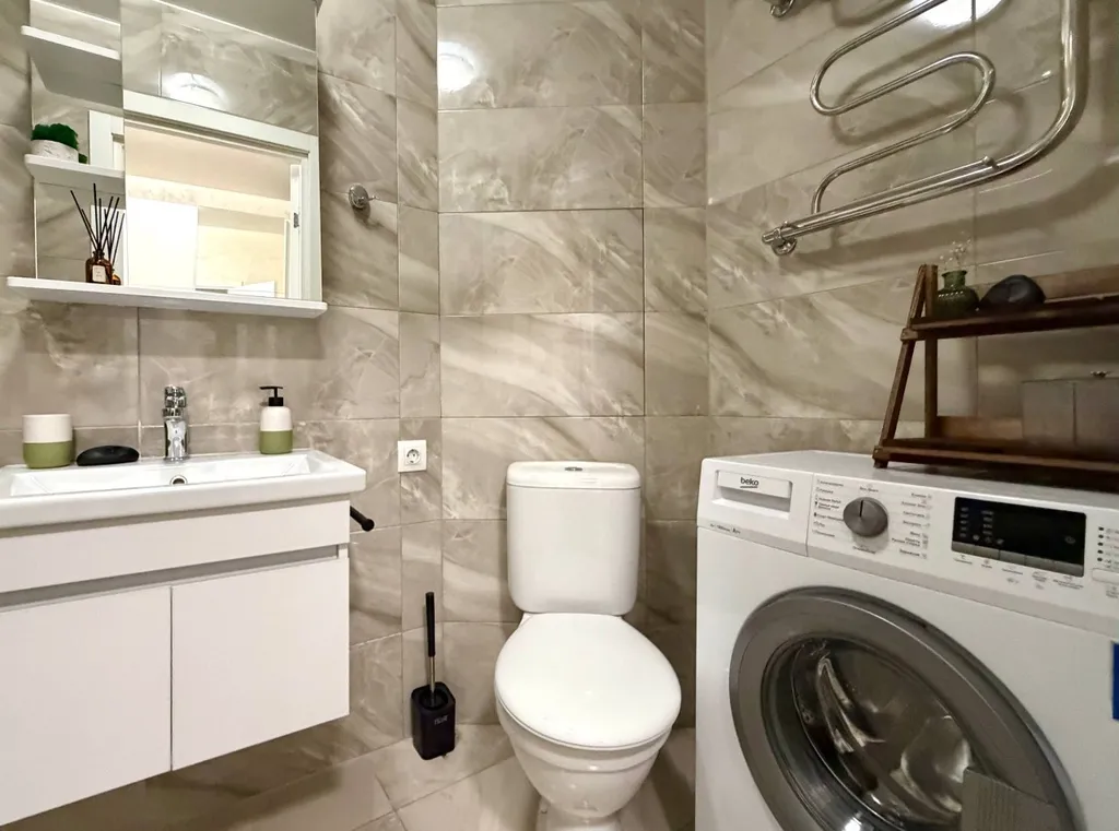 Студия на бульваре