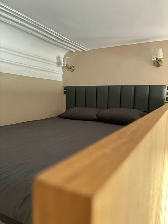 Современная двухуровневая квартира в самом центре города