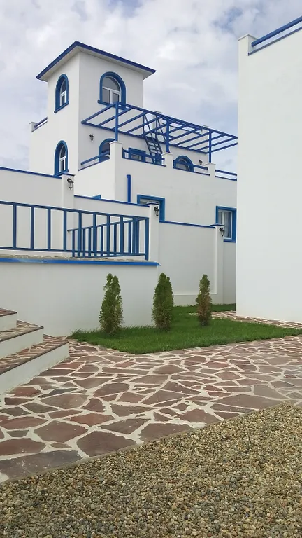 Вилла с бассейном