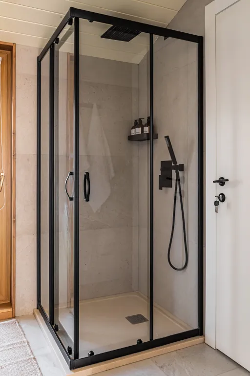 Дизайнерский дом в лесу