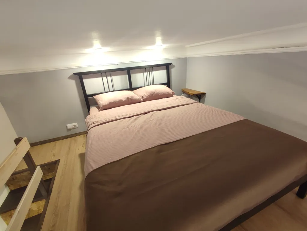 Квартира Квартира Лофт-студия с кухней в центре Васильевского острова — Санкт-Петербург