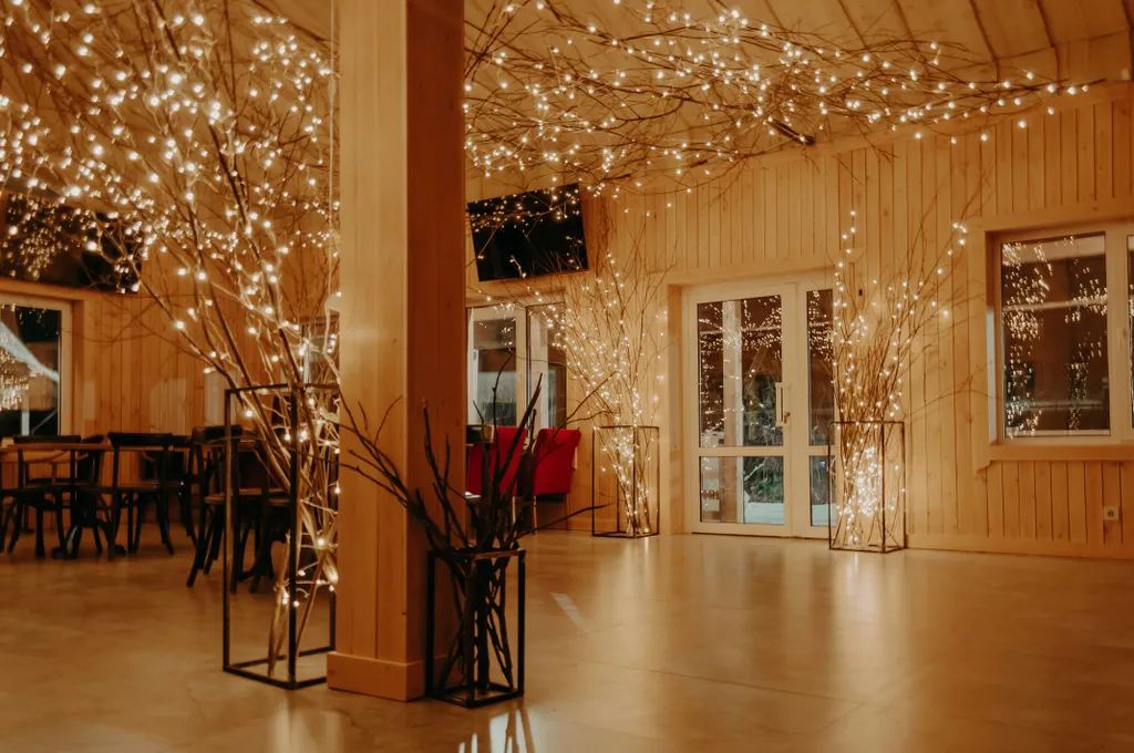 Коттедж Уютный коттедж рядом с озером — Светлое