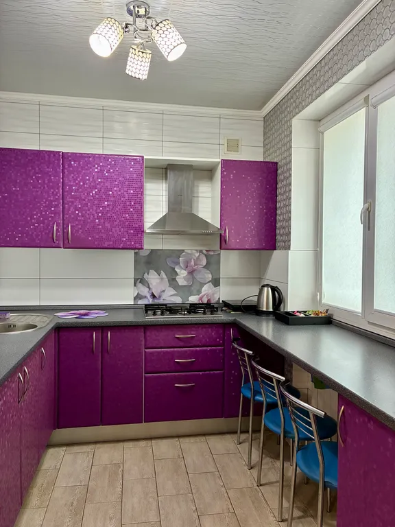 Уютная квартира — аренда посуточно в Керчь