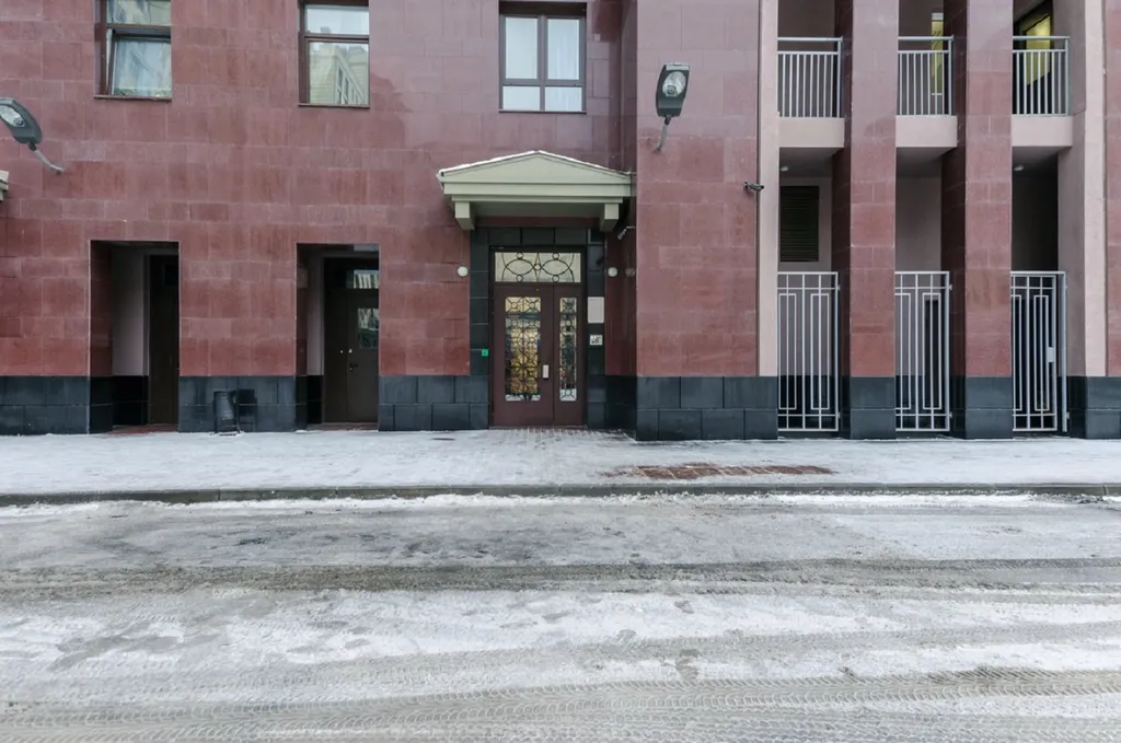 Уютный вип апартамент в центре у метро