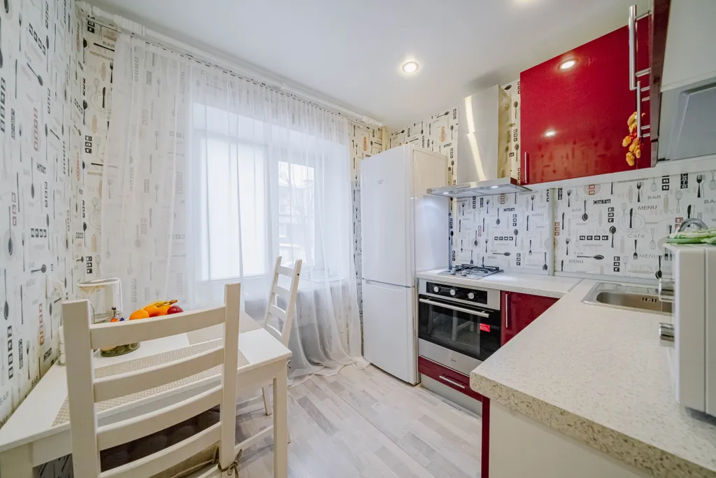 Уютная квартира у ж/д вокзала и метро