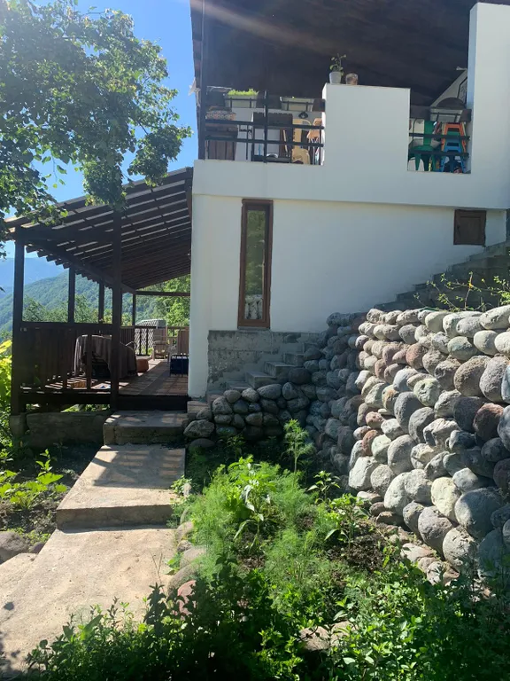 Чудесный дом в горах