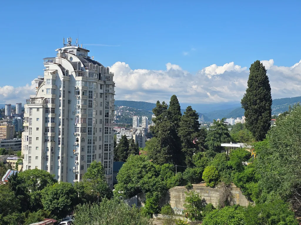 Уютная квартира с видом на морпорт в центре