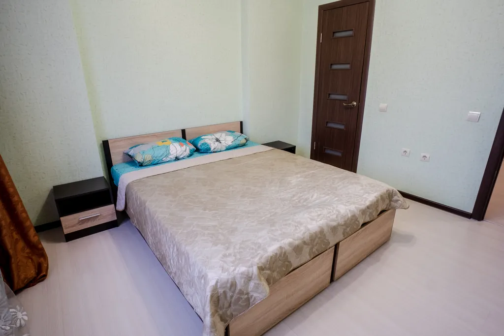 Апартаменты большие на главном проспекте