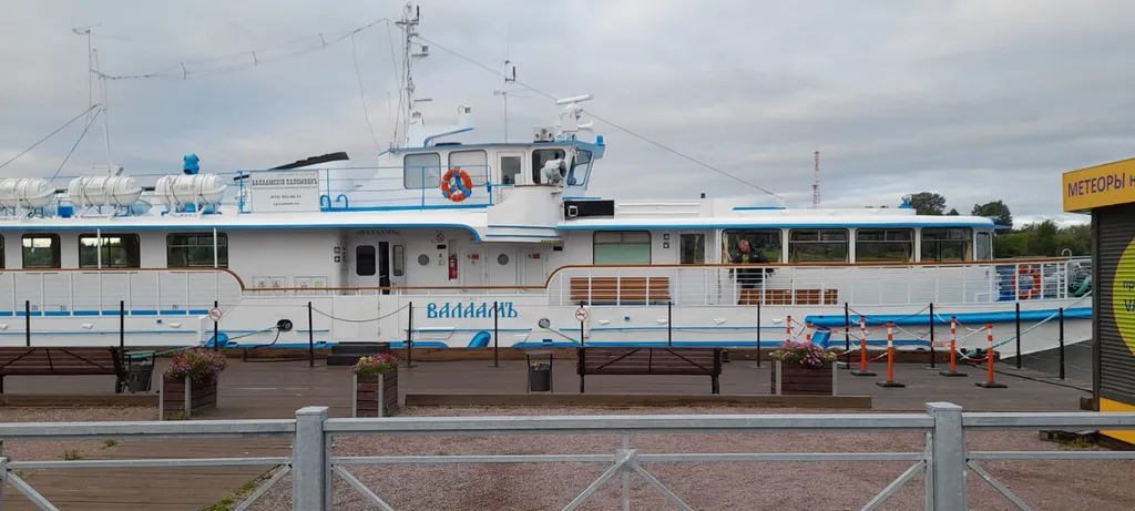 Таунхаус с сауной в центре у набережной