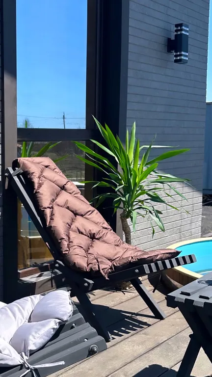 Новый коттедж с горячим бассейном