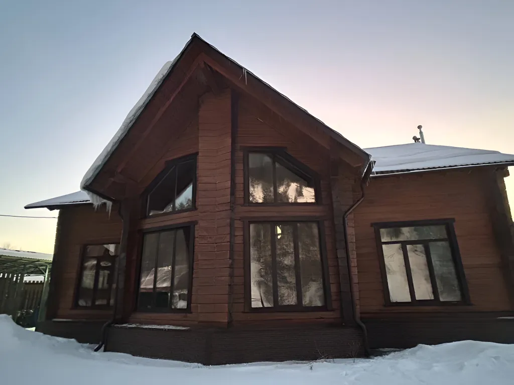 Гостевой дом у озера и скалы Кит