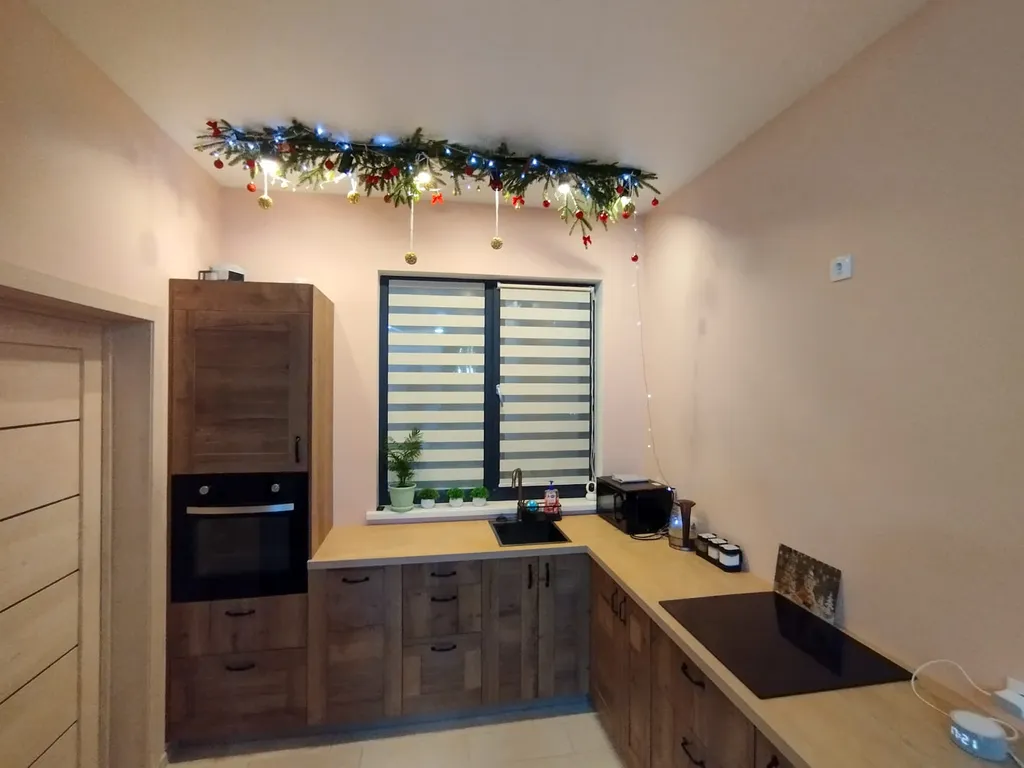 4-комнатный Дом