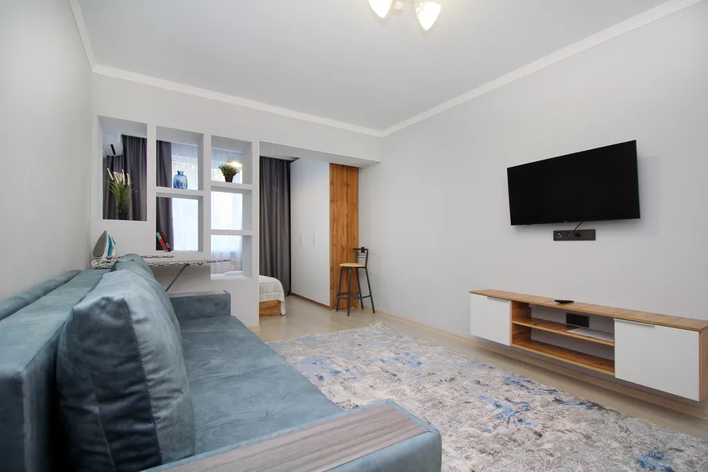 Уютная студия в Золотом квадрате