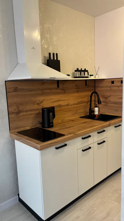 Уютная квартира с новым ремонтом в центре Находки