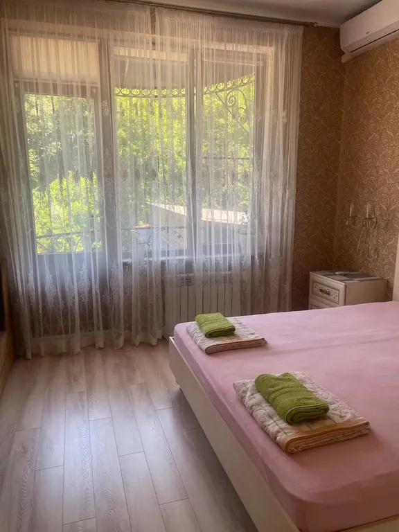 Квартира Трехместный номер люкс с видом на горы в гостевом доме Сочи — Мамайский Перевал