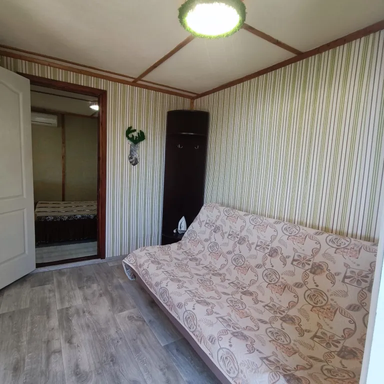 Дом с беседкой