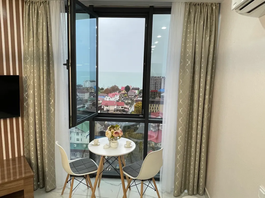 Уютная квартира с потрясающим ремонтом и панорамным видом на море