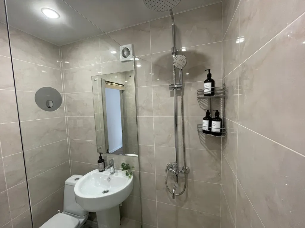 Просторная студия в центре