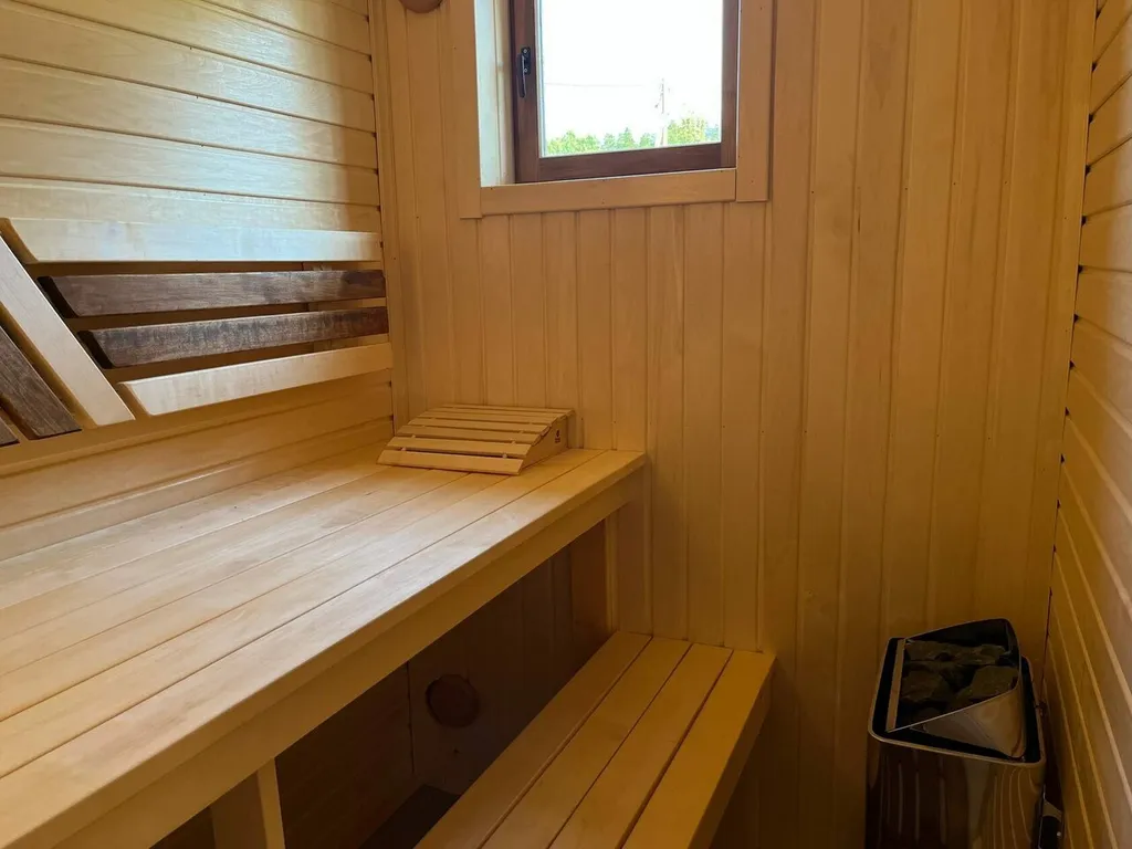 Премиальный коттедж на берегу Судаковского озера