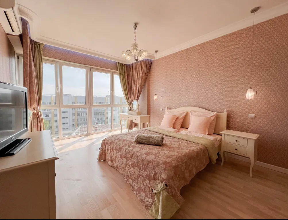 Уютная квартира в центре города в ЖК Римский Дом — аренда посуточно в Калининград