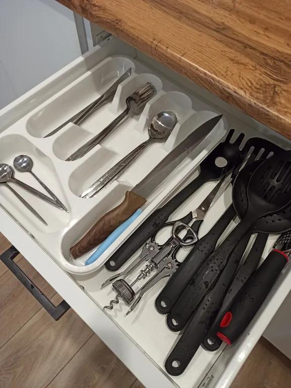 Высокая новостройка в центре города