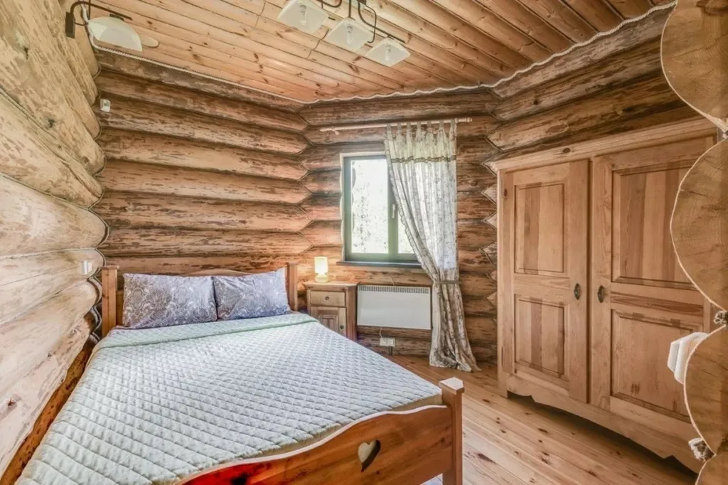 Коттедж Коттедж Лесная Усадьба — Луга