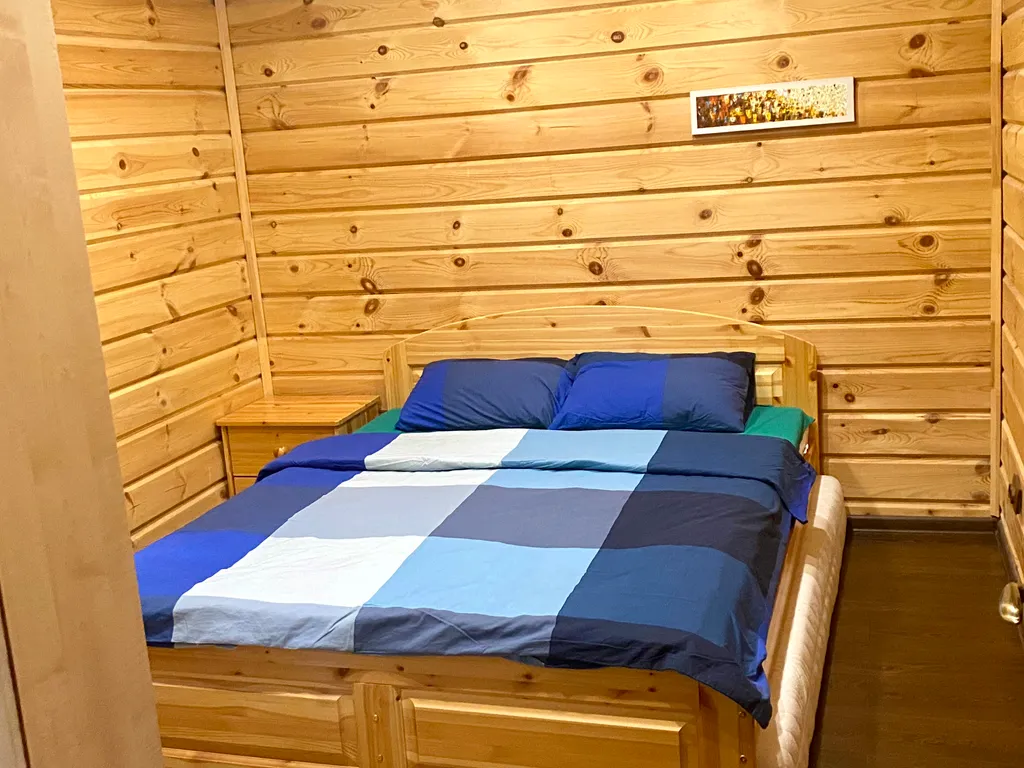 Домик в живописном месте на берегу Ладожского озера