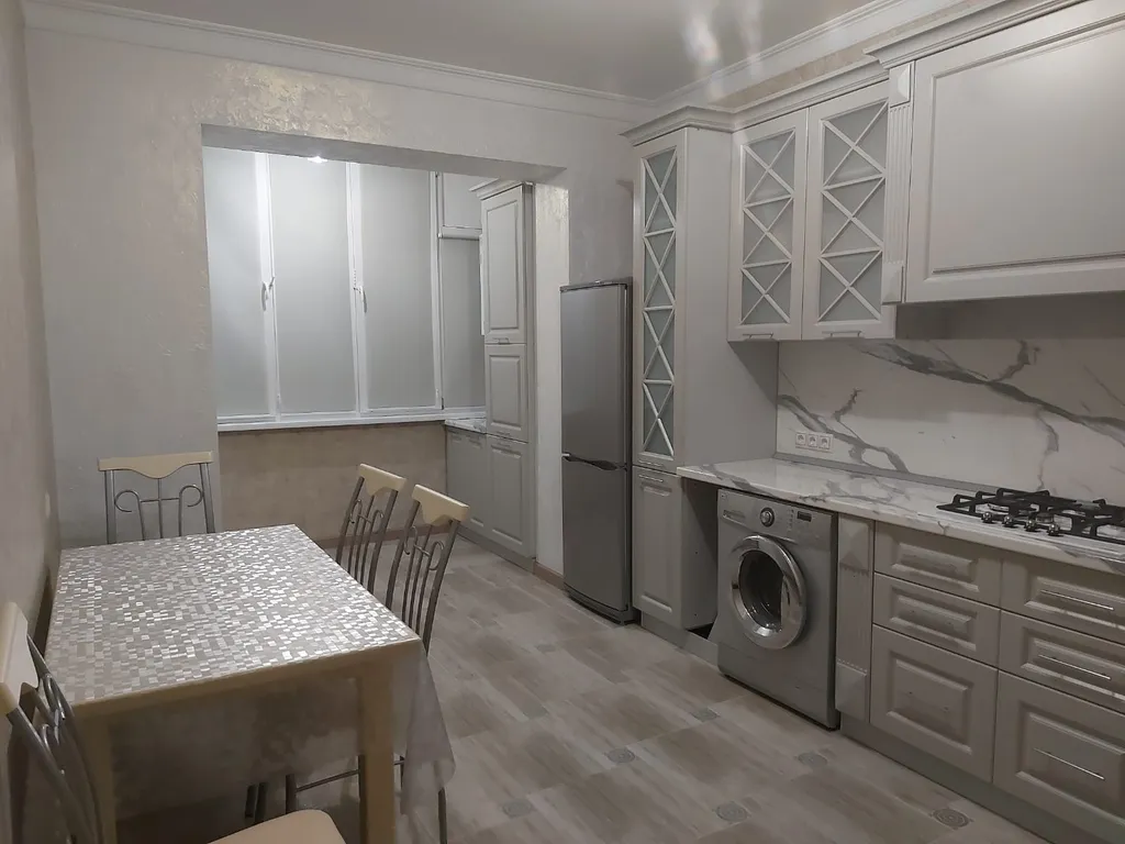 Просторная двушка в уютном районе