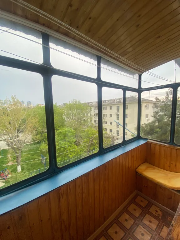 Скромная 2-комнатная квартира рядом с новым пляжем Кристалл