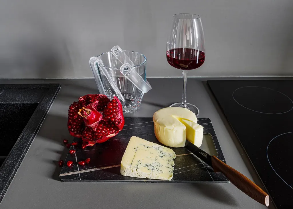 Стильная квартира-студия с видом на водохранилище