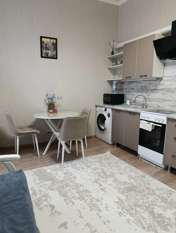 Квартира посуточно в центре возле Цветника