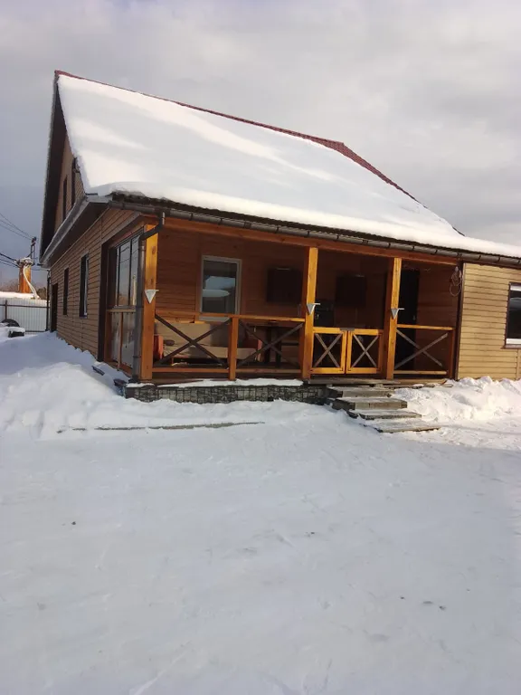 Коттедж Дом из бруса в тихом красивом месте в пяти километрах от горы Соболиной — аренда посуточно в Утулик