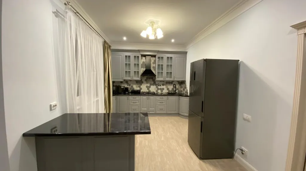 5-комнатный Дом